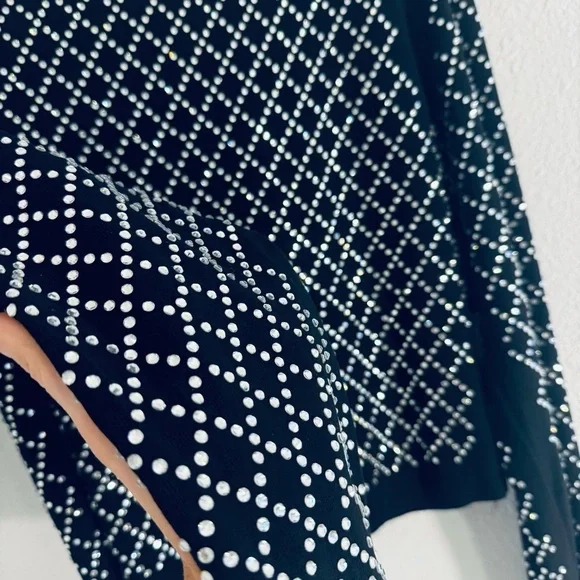 Black Stretch Long Sleeve Rhinestone Embellished Crop Top Size Large​​​ - Picture 5 of 5